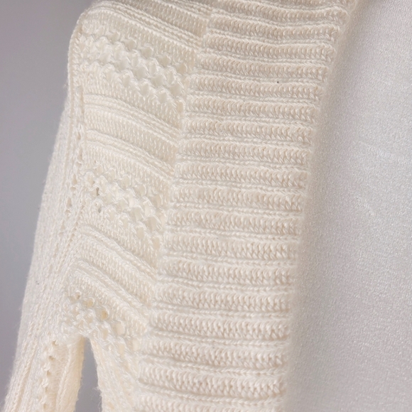 IT'S OUR TIME Ivory Juniors Open Knit Shrug Cardigan Size Small - Picture 3 of 8